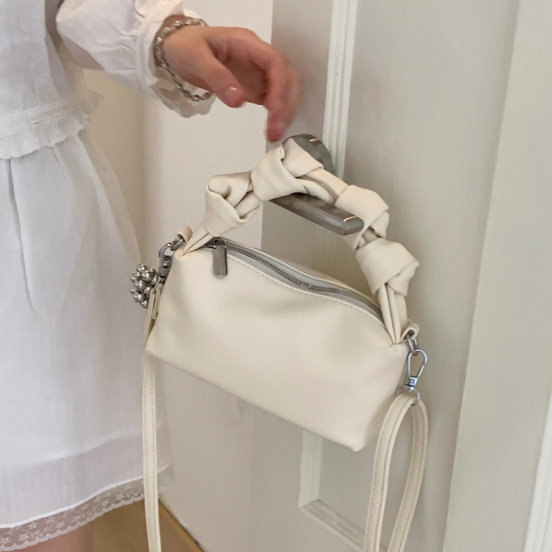 designer Minimalist Lychee Texture Underarm Small Bag for Women 2025 New Summer Trendy Fashion Handbag Versatile Shoulder Crossbody Bag