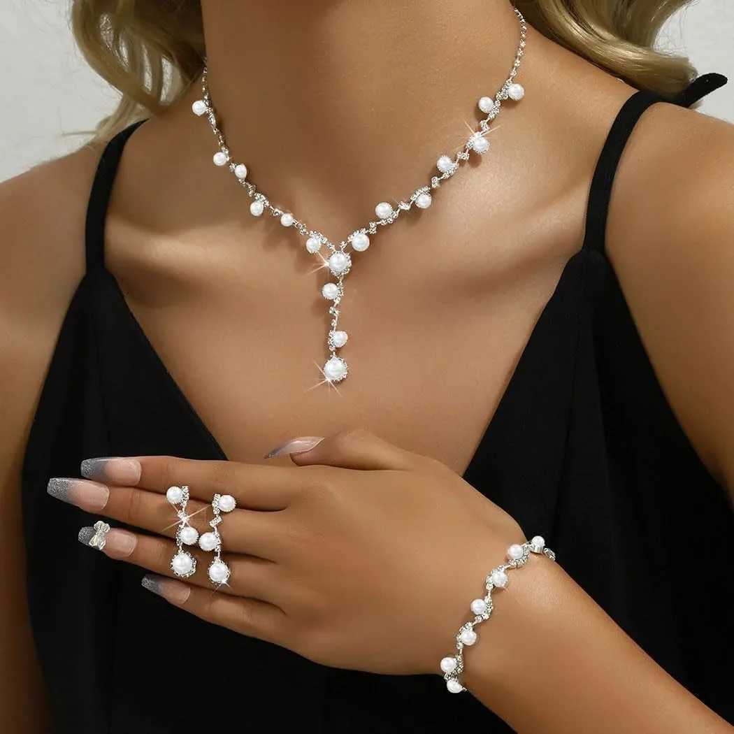 Silver Pearl Bridal Wedding Jewelry Set Rhinestone Necklace Earrings Sets Formal Costume Jewelry for Women and Brides Z250607