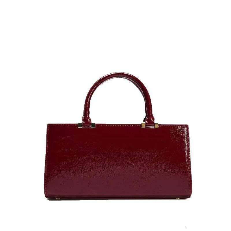 Crimson Small Square Bag With Premium Texture, Mini Single Shoulder Crossbody Handbag