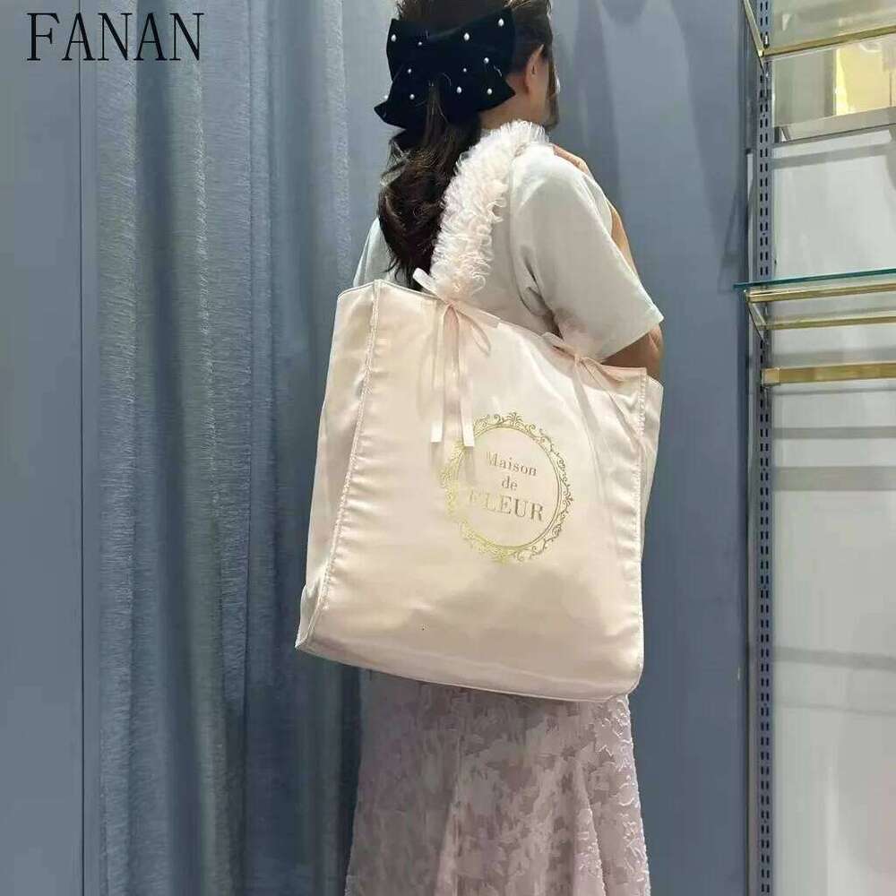 2025 New Cute Fashion Women's Handbags Mesh Lotus Leaf Lace Portable Shoulder Bags Casual Crossbody Clutch Bag Japanese Style