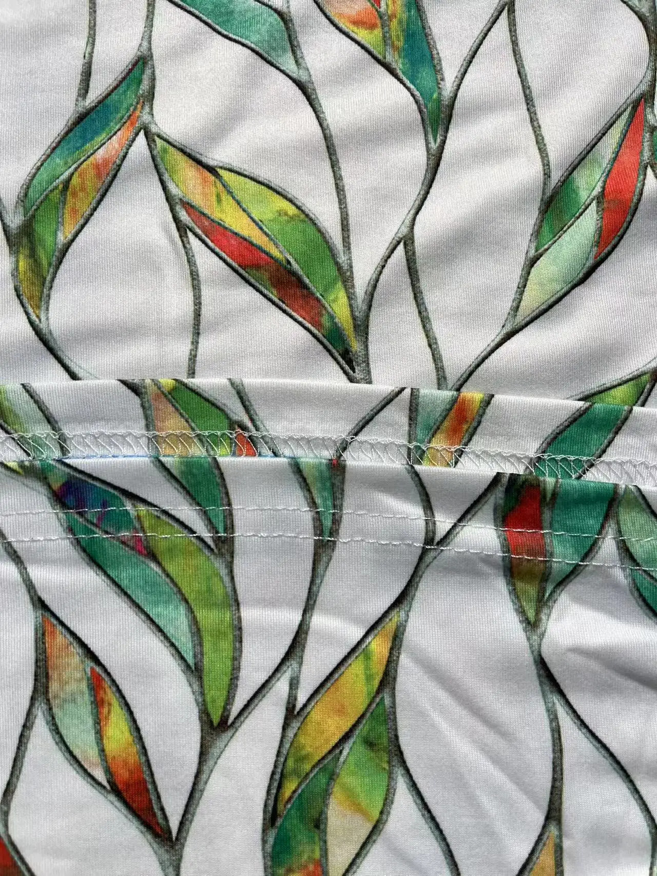 Plus size womens fashion casual holiday short sleeve set top with leaf print and solid color bottom 250603