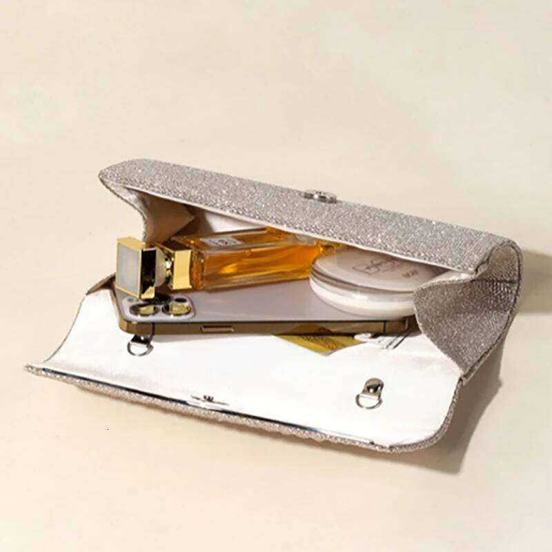 Glitter Shiny Women Evening Bag Fashionable Pleated Ladies Long Chain Purses Wedding Dinner Party Small Clutch Handbag