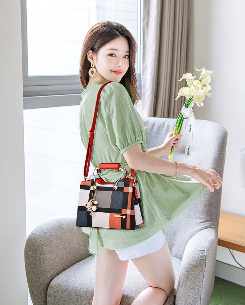 Free Shipping 2025 New Designer Bag Fashionable Luxury Handbag Multifunctional Color Blocked Women's Shoulder Bag High-quality Wallet