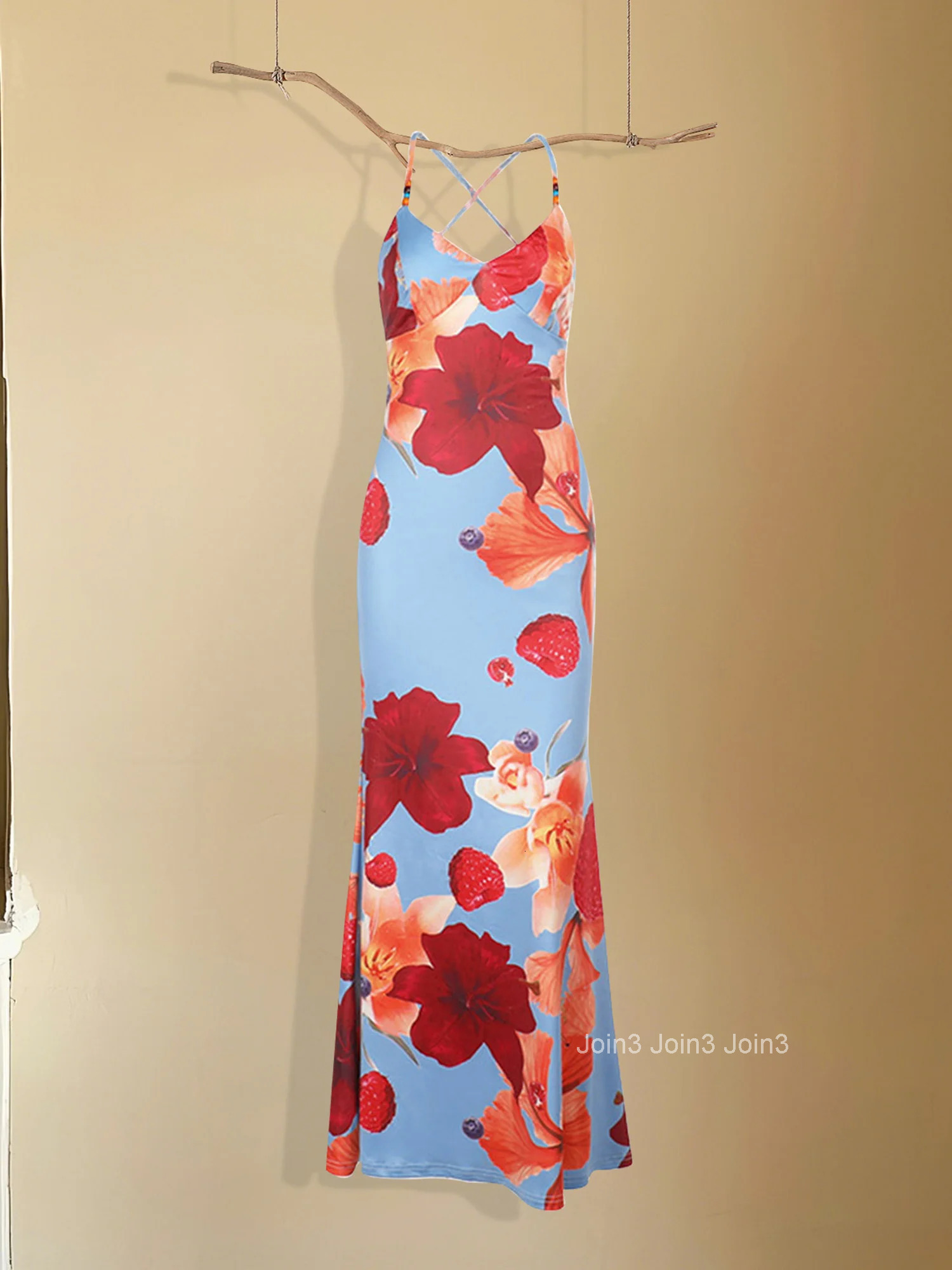 Elegant Womens Sleeveless Floral Print V-neck Cami Dress with Spaghetti Straps and Back Cross Detail for a Fit