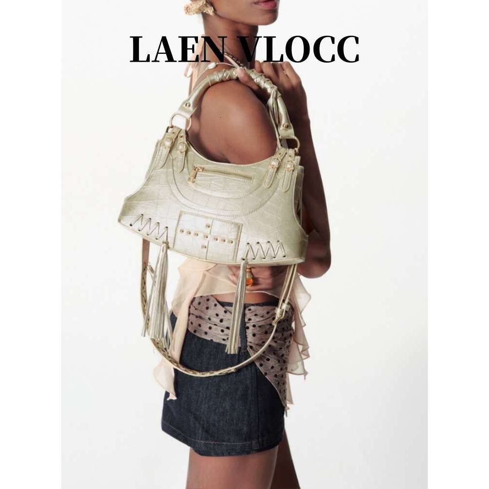 Punk Style Motorcycle New Tassel Metal Rivet Shoulder Underarm Sweet Cool Girl Crossbody Bag