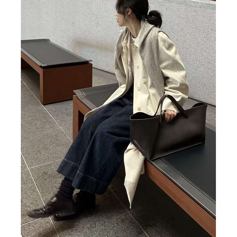 2024 Niche New Idaho Tote Handbag Minimalist Large Capacity Underarm Single Shoulder Crossbody Mother Bag