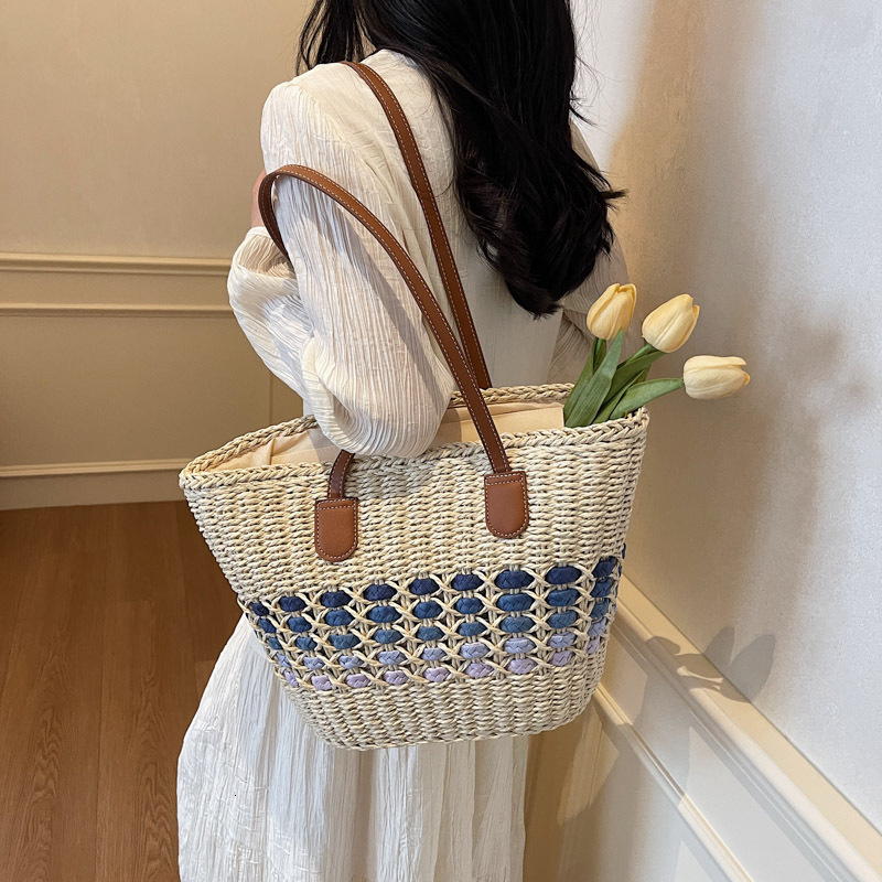 designer Handwoven Single Shoulder Straw Bag Casual Fashion Beach Bag Large Capacity Tote Basket Bag Handheld Tote W