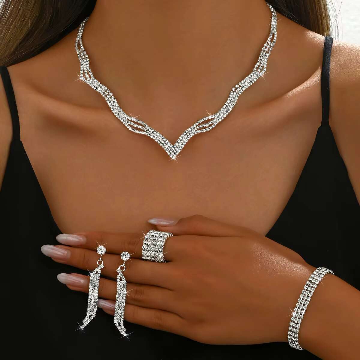 2025 Hot Selling Womens Four-Piece Fashion Jewelry Set Bridal Dinner Casual Diamond Cross-Border Earrings Ring-Popular