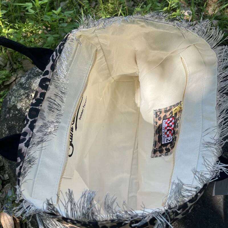 Lightweight Premium Leopard Women's Canvas Handmade Tassel Art Font Designer Large Capacity Tote Handbag