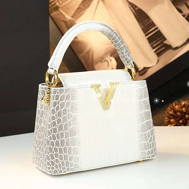 2025 New Crocodile Pattern Leather Women Handbags Fashion Small Shoulder Messenger Bag Portable Crossbody Shell Bags