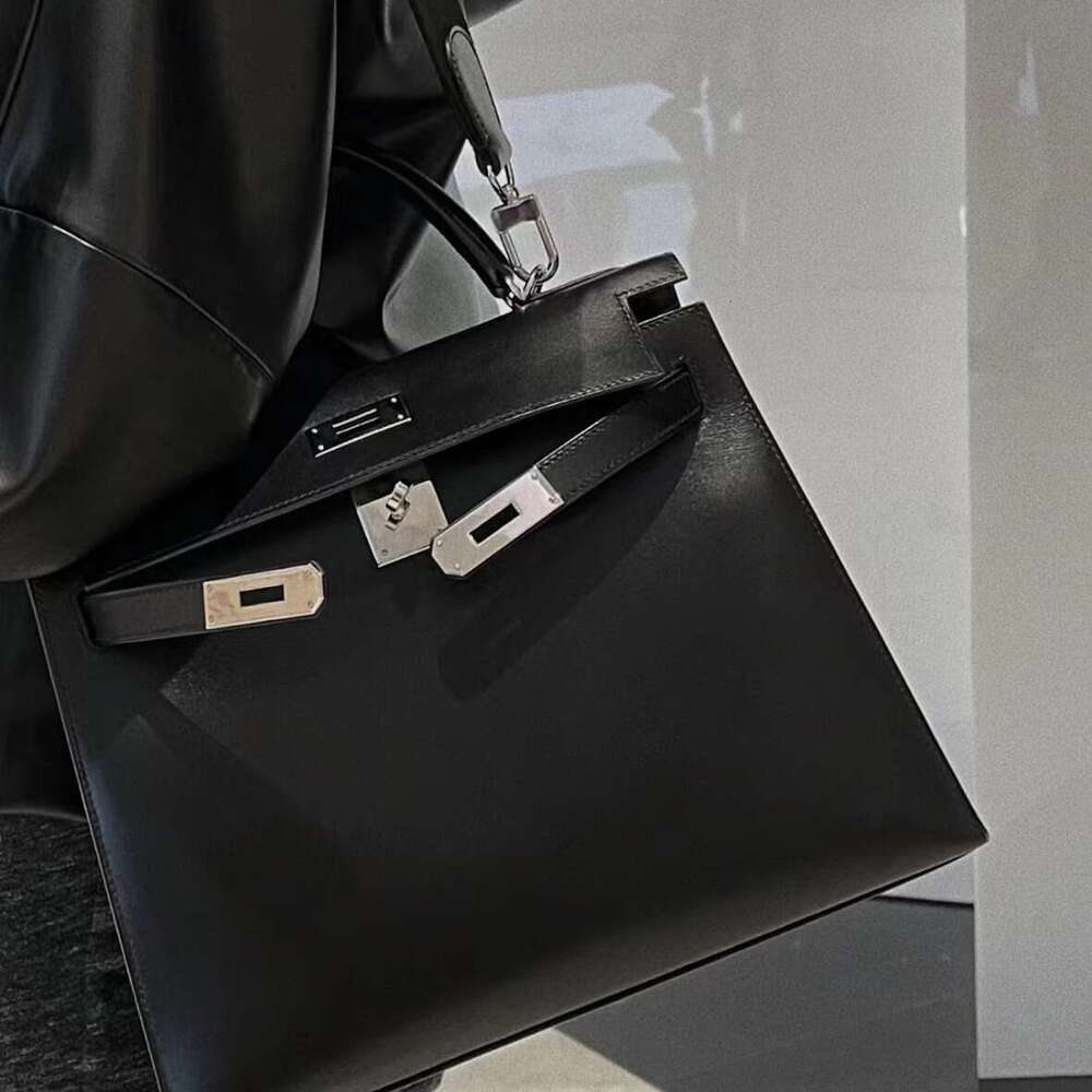 2024 New Box Leather Second Generation Mini Women's High-end Black Handbag Cowhide Shoulder Crossbody Bag
