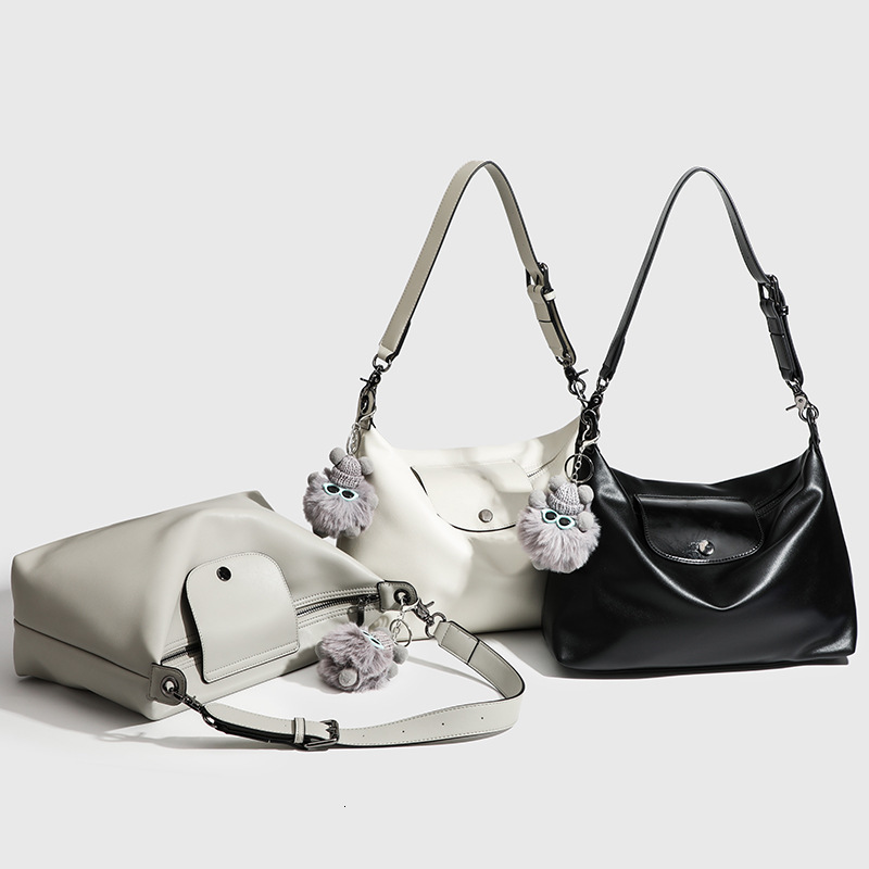 Free Shipping 2025 Spring Designer Bags Summer New Handbag Underarm Bag Messenger Bag Luxury High-end Single Shoulder Fashion Casual Large Capacity Wo