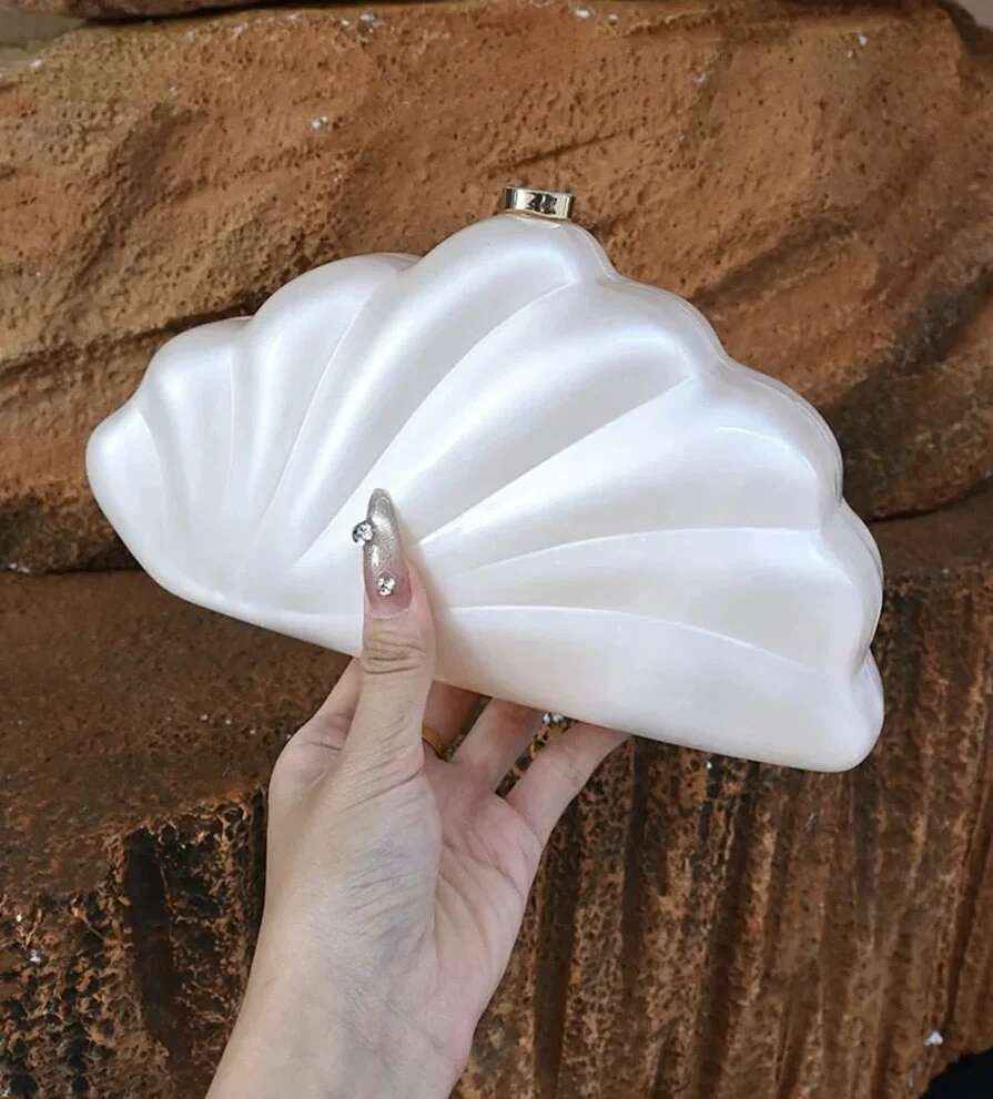 2025 Acrylic Shape Clutch Bags Women Designer Evening Party Cute Purse White Shell Handbag Chain Shoulder Bag Beach
