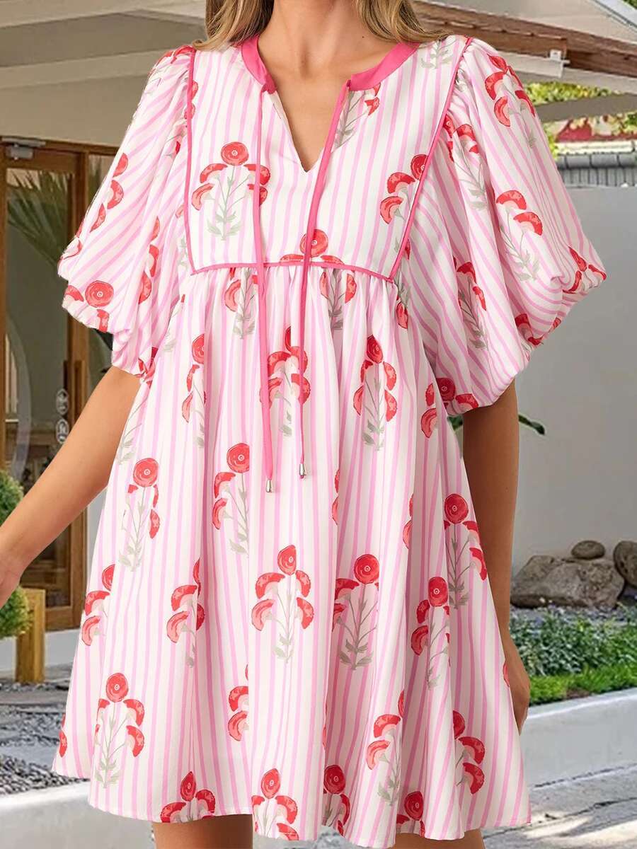 Elegant Womens A-line Dress with Vintage Floral Print Stylish V-neck and Chic Bubble Sleeves for Summer Parties and Events