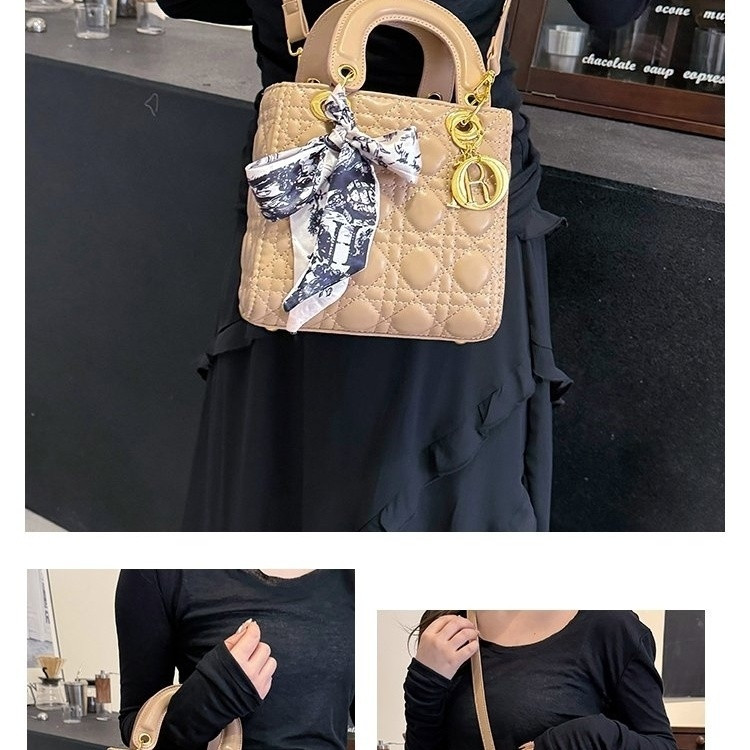 Hot Free Shipping Luxury Fashion Casual Shoulder Bag Saddle Bag Shoulder Handbag Fashionable Letter Daily Flap for Women Designer Shoulder Bags woman 