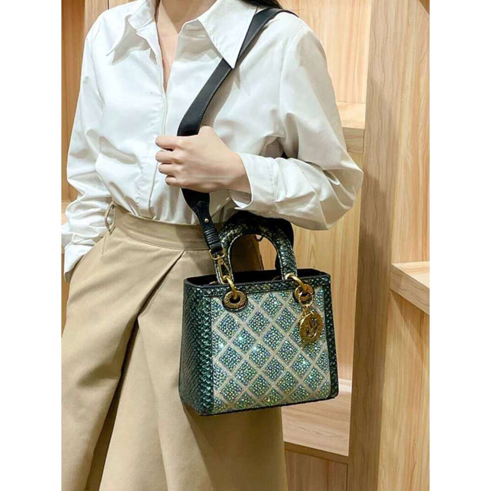 Fashion Dias Light Hundred Shoulder Girls Handbag Toffee Snake Print Women's Bag Cowhide