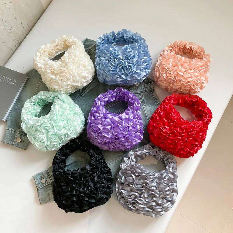 Spring Fashion Pleated Flower Design Women s Small Handbag Sweet Girl Lightweight Wedding Party Evening Bag bag