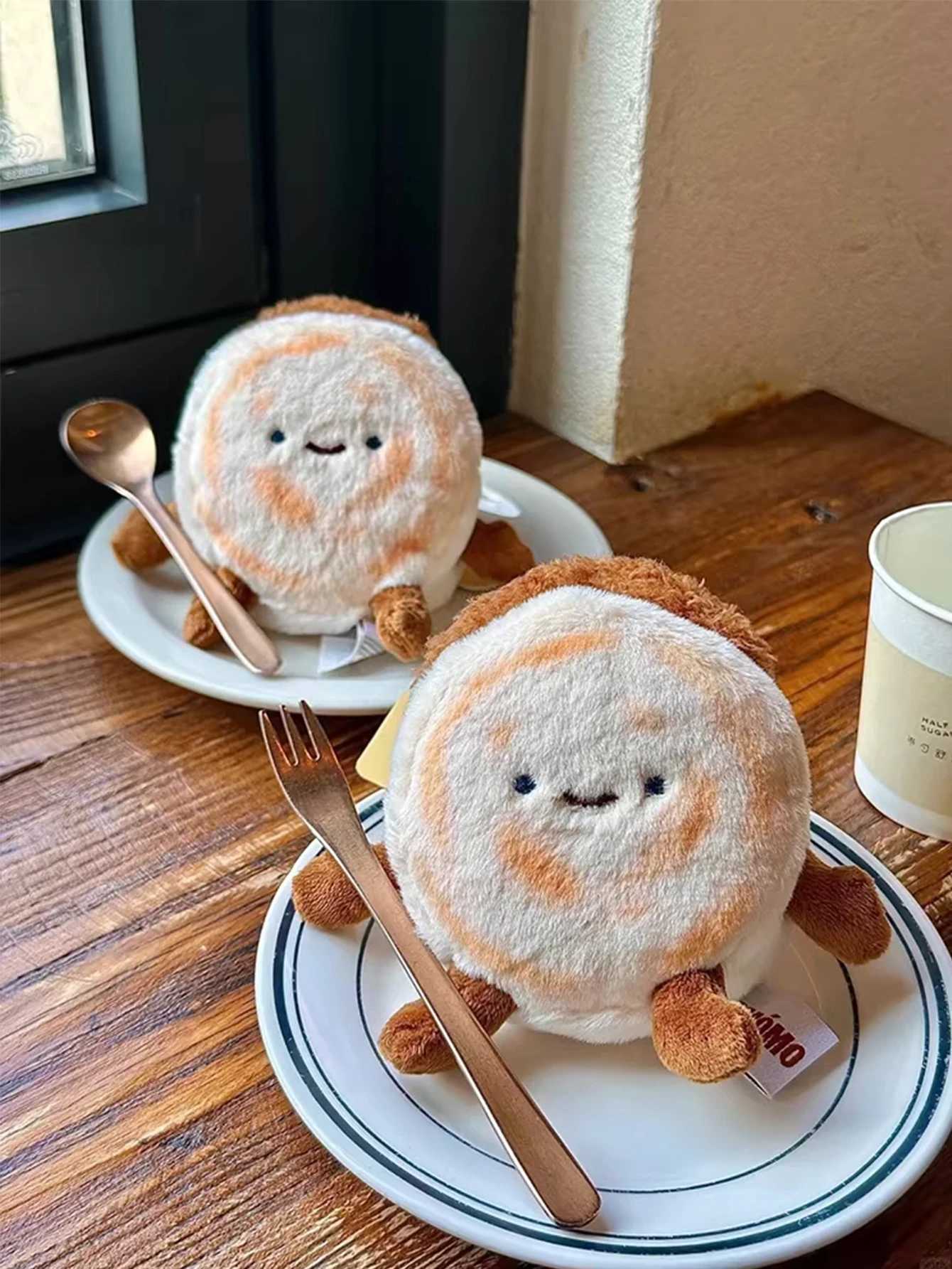 China Burger Xian Meat Sand Key Chain Cute Food Model Bag Pendant Fashion Kids Key Ring Couple Pendant Gift Friend XJ250607