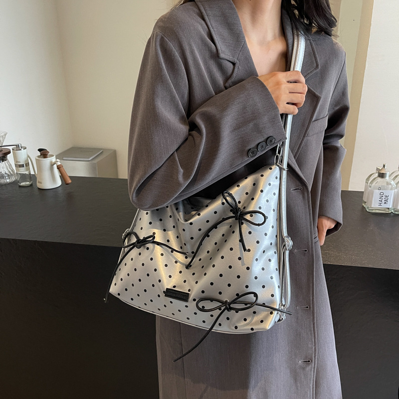designer Korean Style Polka Dot Bowknot Backpack for Women 2025 New Fashion Trend Multi-use Convertible Shoulder Bag for Outings