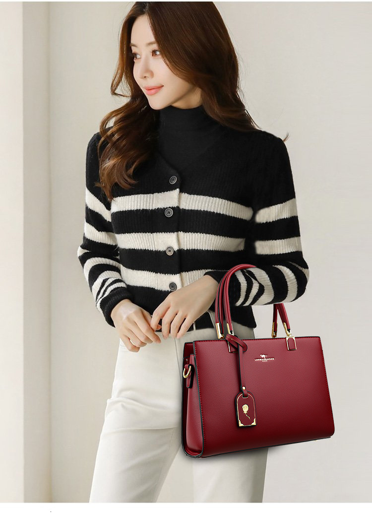 Free Shipping 2025 New Designer Bag Dinner Bag Luxury Wallet Elegant Women's Shoulder Bag Large Capacity Handbag