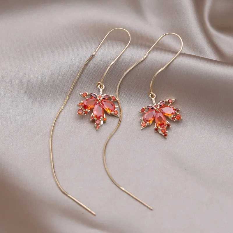 Korea New Fashion Jewelry Orange Zircon Maple Pendant Earrings Necklace Elegant Womens Party Accessories Z250607