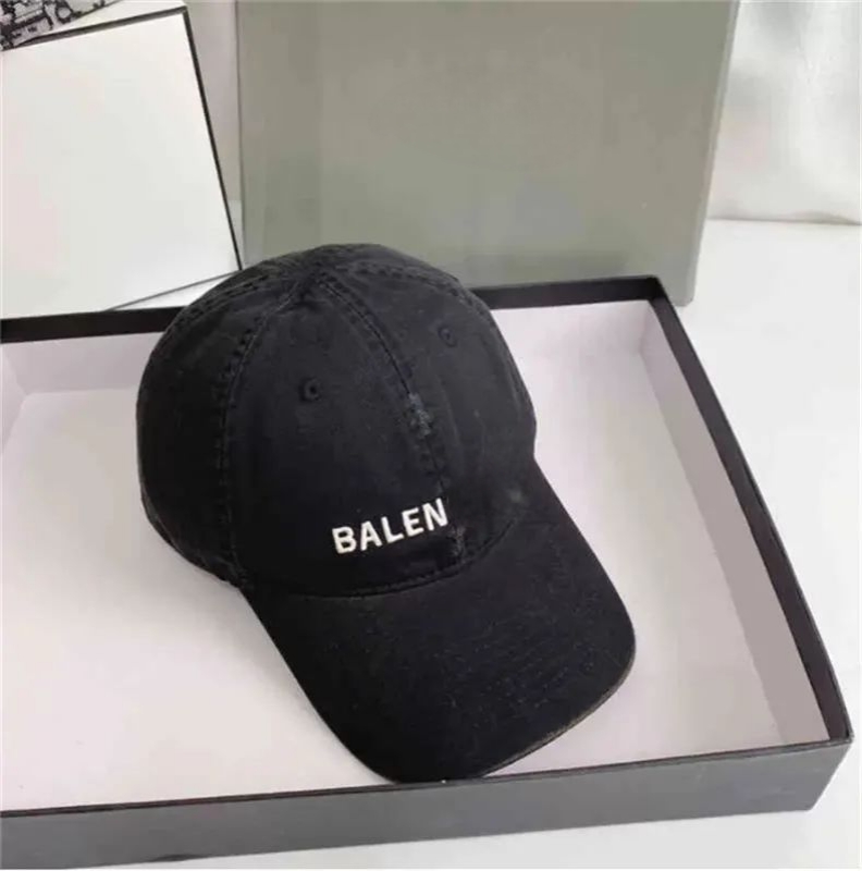 New Designer sun hat Original High Quality Correct Version b Paris Washed Holes to Make Old Baseball Caps