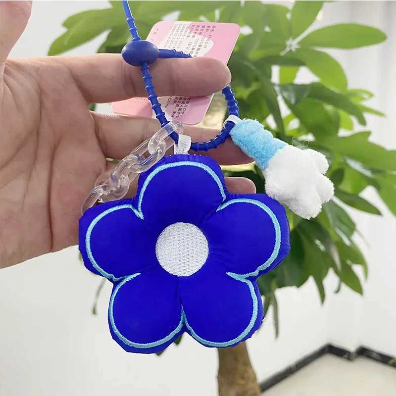 Ladies Bag Pendants Creative Cute Flowers Sweet Kawaii Bag Accessories Fashionable Simple Versatile Multifunctional Keychains XJ250607