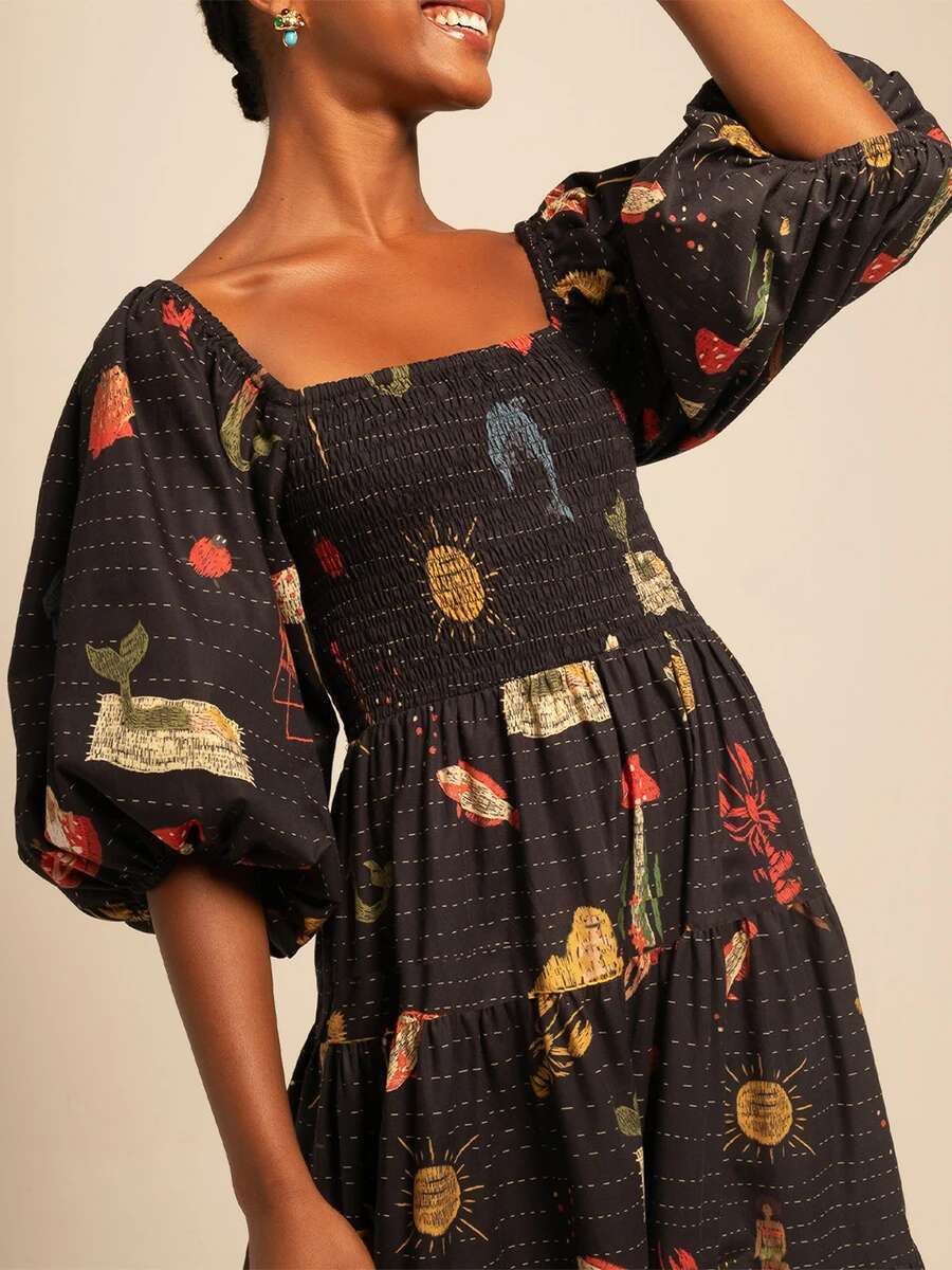 Womens Maxi Dress with Tropical Print Short Sleeve Square Neckline Summer Dress Casual A-line Beach Dress with Oceanic Design