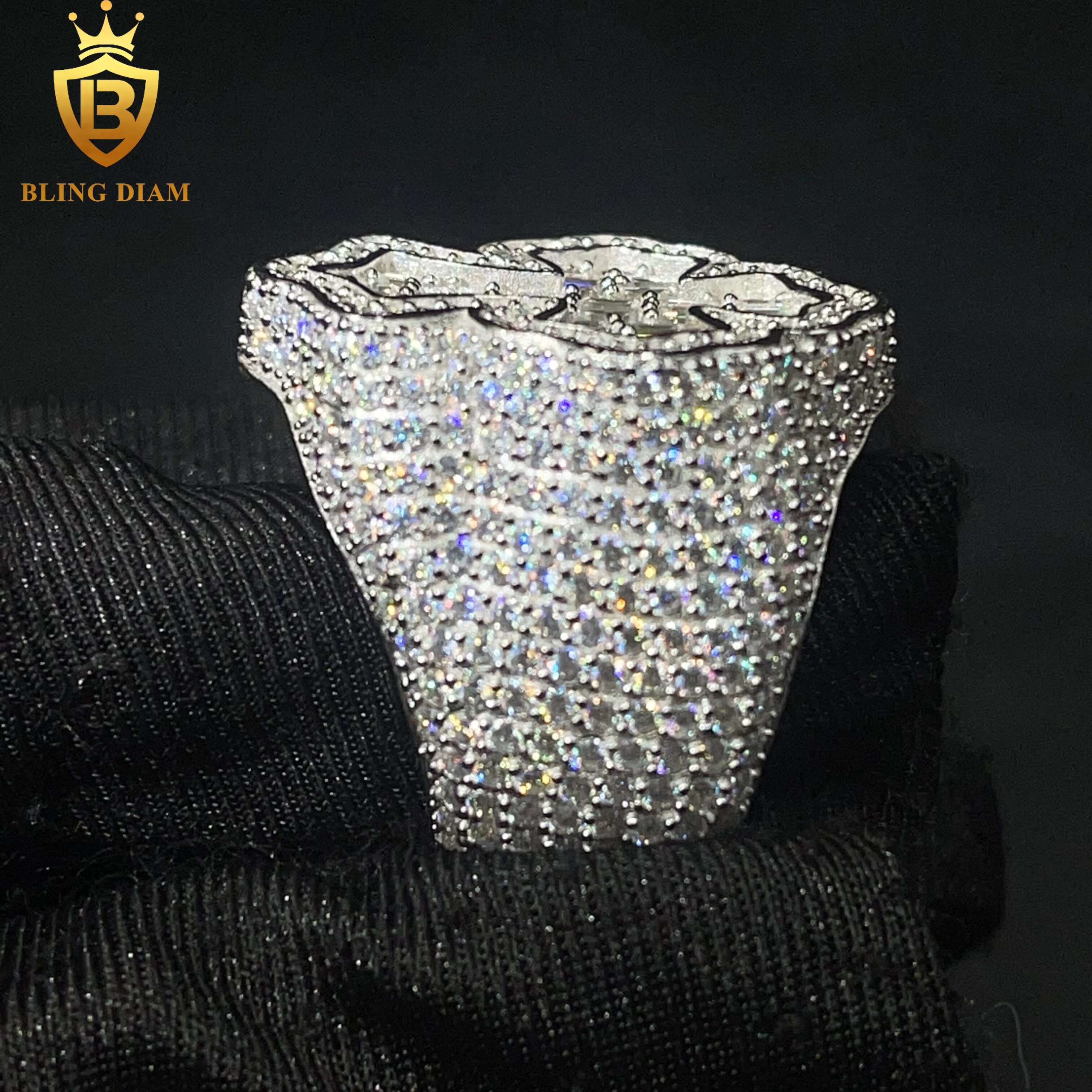 Hot Sale Hip Hop Jewelry Ring 925 Silver Ice Out VVS Moissanite Fully Diamond Mens Cross Rings