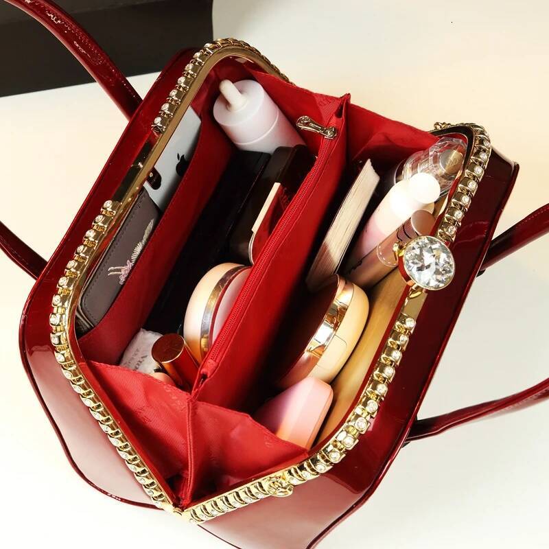 2025 New Fashion Genuine Leather Women Handbags Mom Shoulder Messenger Bag Large Capacity Atmospheric Clip Shaping Bags