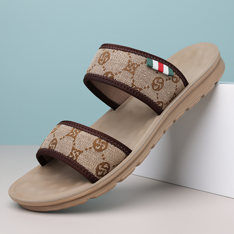 designer Sandals 2025 Youth sandals Men's soft leather soft-soled perforated beach shoes Flip-flops Breathable hundred tower sandals Flip-flops F