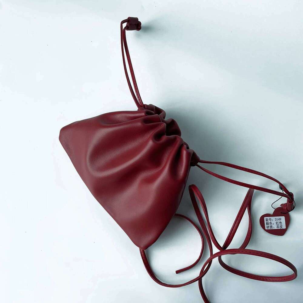 Design Bag Sheepskin Drawstring Cloud New Niche Design Soft Genuine Leather One-Shoulder Crossbody Bag Fashionable Ladies Handbag Brand Bag