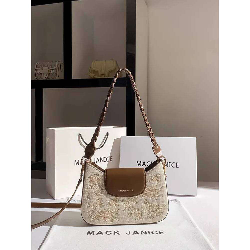 Show 2025 Shoulder Bag With Floral Em High Quality Suitable For Daily And Evening Events