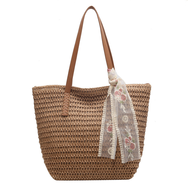 designer Niche Woven Bucket Bag 2025 New Model for Class and Commute, Large Capacity Vacation Shoulder Straw Bag for Women