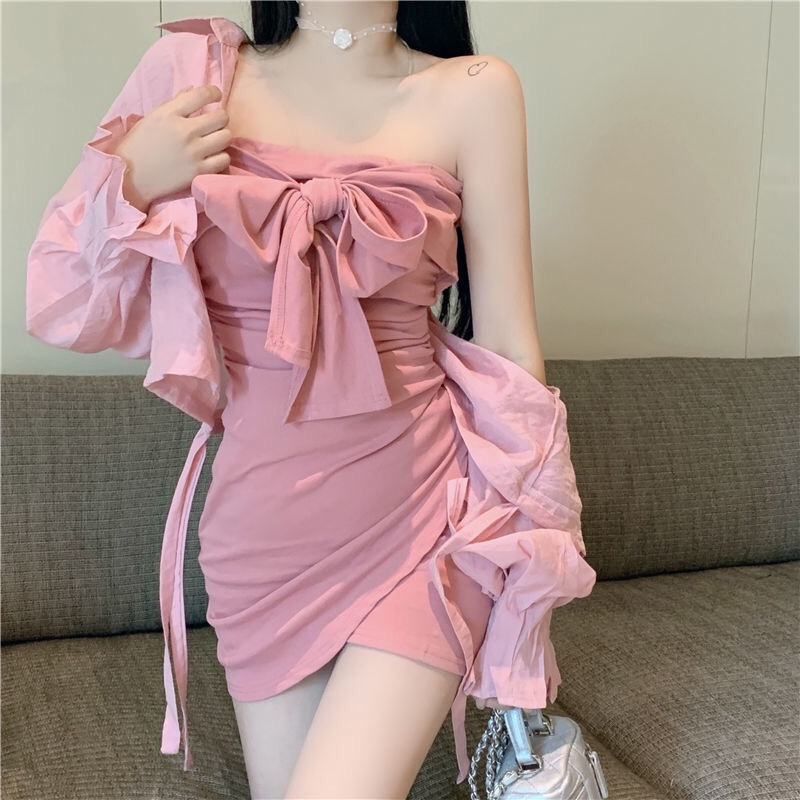 LYWD150 halter neck suspender dress female design niche waist tight sexy hip short skirt