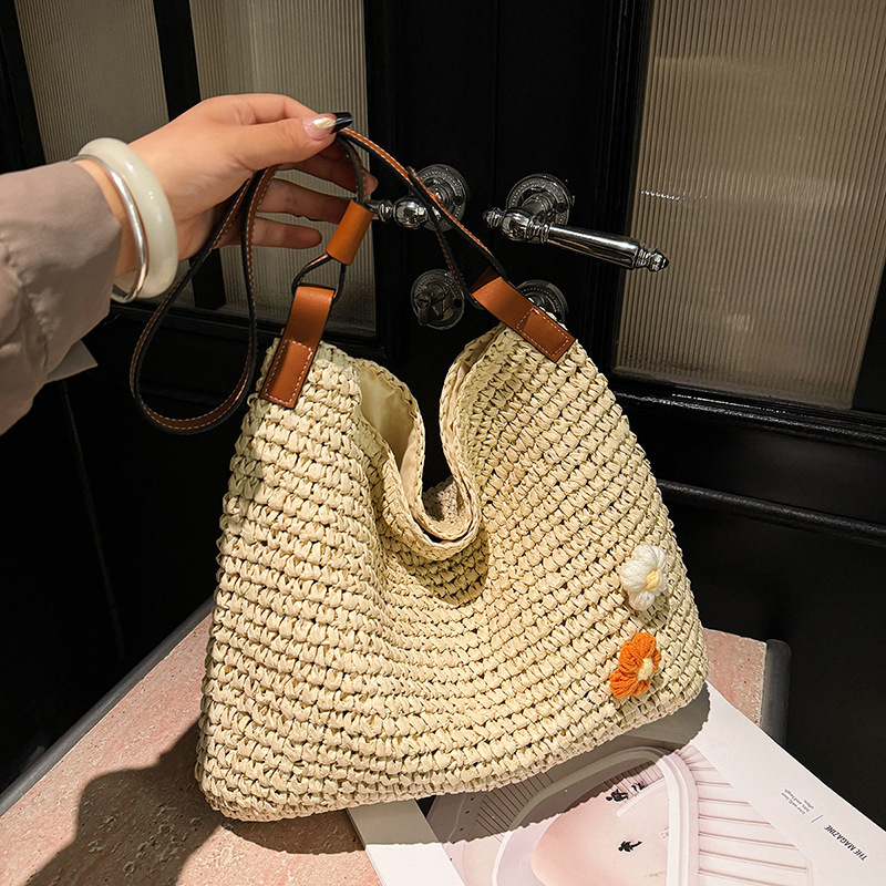 designer Vintage Woven Bag Women's 2025 New Trend Beach Vacation Shoulder Bag Large Capacity Tote Bag Stra