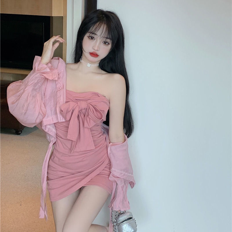 LYWD150 halter neck suspender dress female design niche waist tight sexy hip short skirt