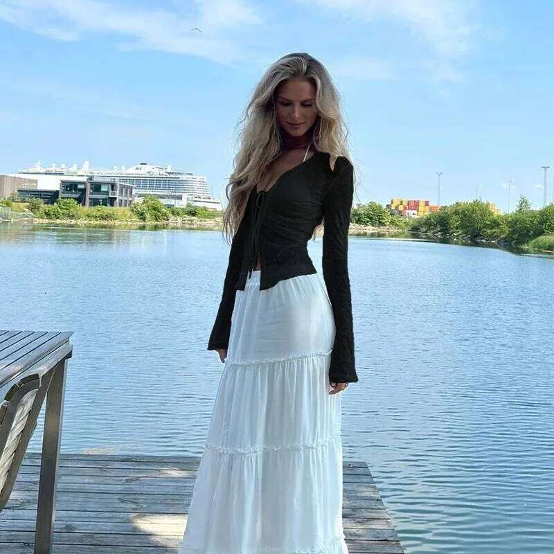 Autumn New Fashionable Chiffon Slim Fit Ruffle Trumpet Sleeve Shirt for Women