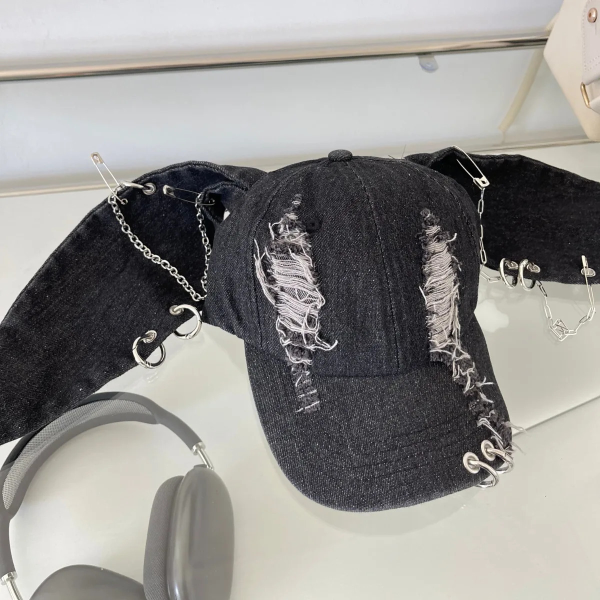 Metal Rabbit Hat Female y2k Rabbit Ears Duck Tongue Hat Cowboy Sweet Cool Girl Hip Hop Baseball Hat Trend 250606