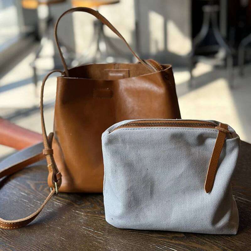 2025 new trend leather retro tree paste bucket women's shoulder crossbody bag