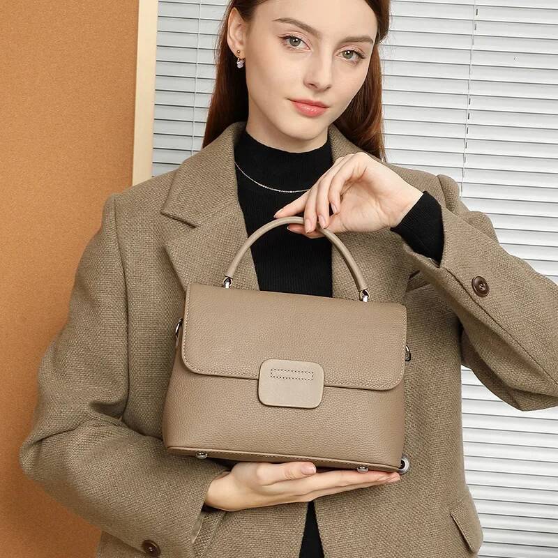 Jonlily Women Genuine Leather Shoulder Female Handbag Totes Casual Crossbody Daybag Small Underarm Bag Purse -Kg1775