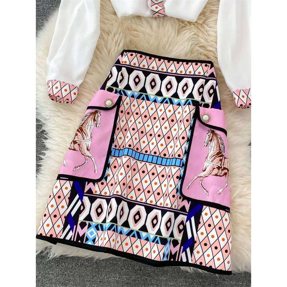 New Fashion Runway Summer Suit Women's Horse Geometry Print Blouse And A Line Pocket Buttons Skirt 2 Two Pieces Set