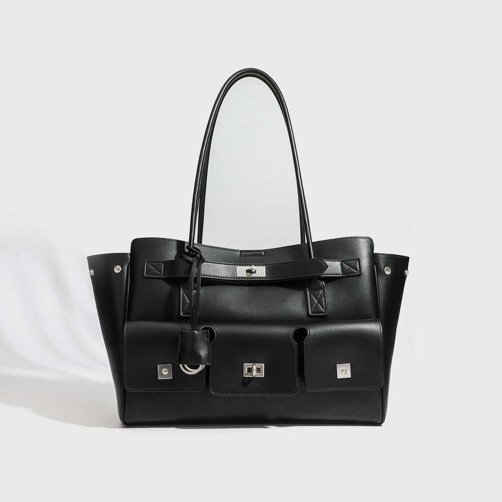 Large Capacity Commuter Shoulder 2025 New Mother-Daughter Women Punk Motorcycle Wing Tote Shopping Bag