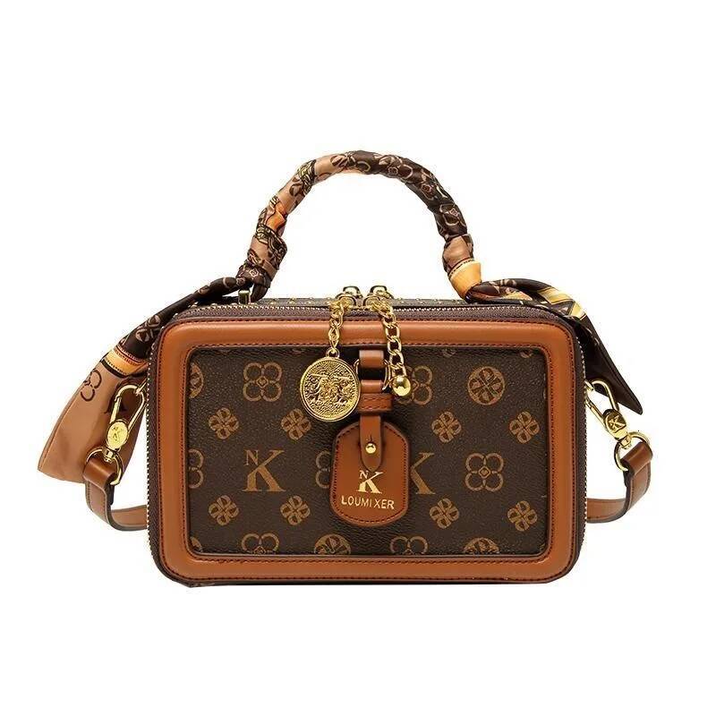 Brand Women's 2025 New Light Western Style High Quality Handbag Designer Casual Versatile Crossbody Bag