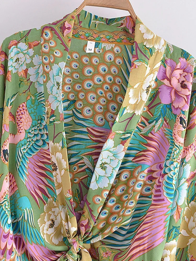 Boho Queens Peacock Short Robe Kimono Swimsuits Women Fashion Floral Batwing Sleeves Rayon Bohemian Bikini Cover Ups Beachwear 250606