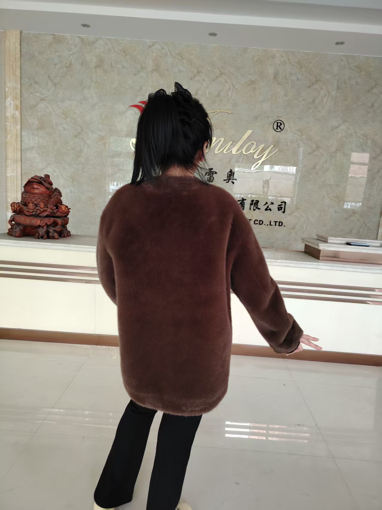 Women's Mid-Length Winter Wool Coat with Simple Solid Design - Warmth & Style Available in Multiple Sizes