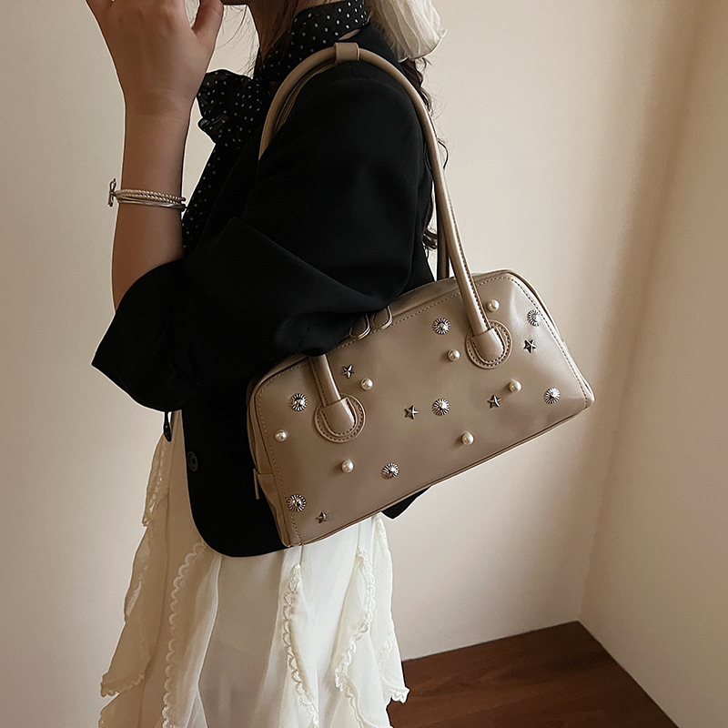 designer Korean Style Niche Design Biker Style Simple Single Shoulder Underarm Bag for Women 2025 Summer New Large Capacity Tot