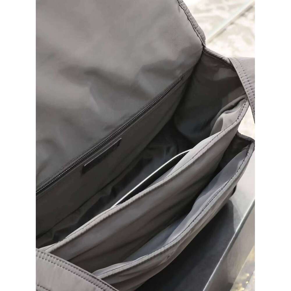 2024 New Style Women's Underarm Postman Bag Waterproof Nylon Handbag Single Shoulder Bag Casual High Quality Women Handbags