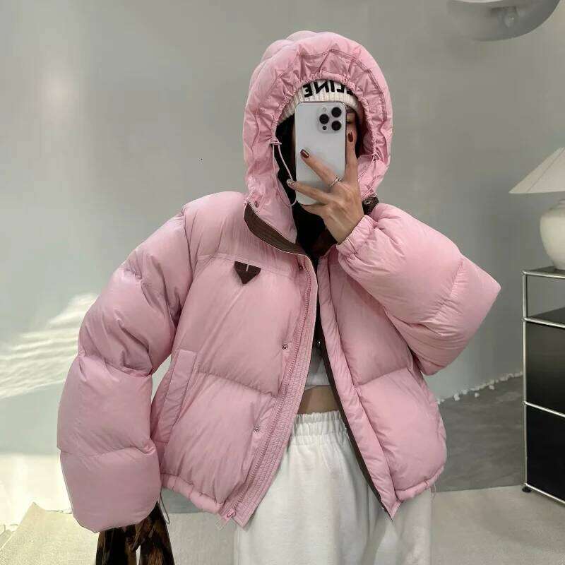 Female 2024 White Duck Thickened Hood Clothes Korean Version of The Color Collision Winter Down Jacket