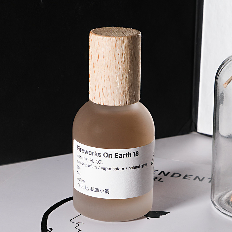 Chic Minimalist Designer Perfumery Collection featuring Soft-Spiced Top Note Composition